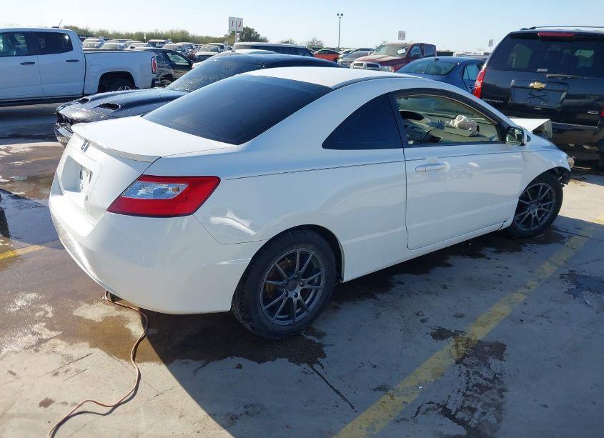 Photo 4 of 2008 Honda Civic LX (VIN 2HGFG12698H548777)