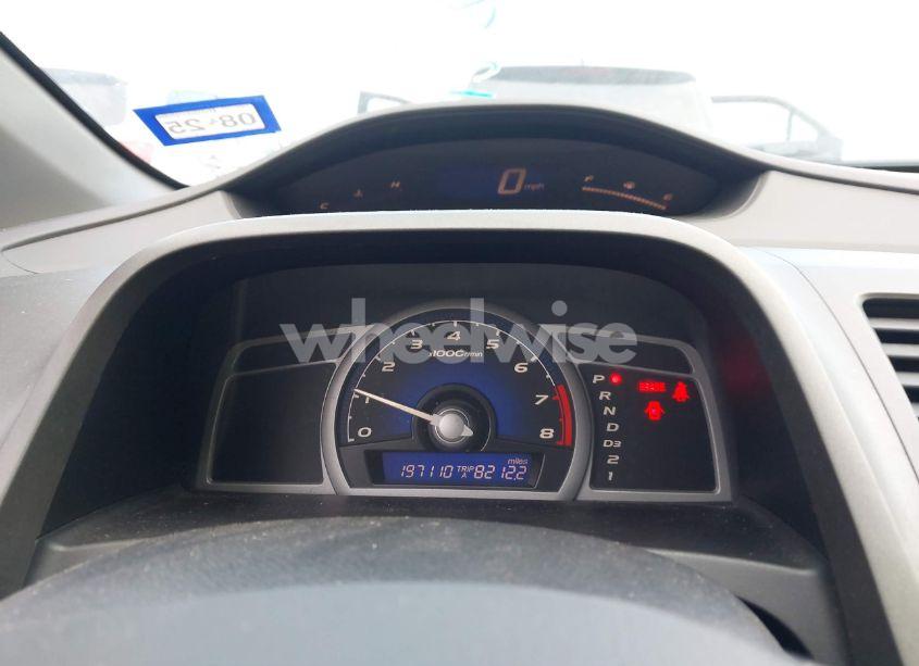 Photo 7 of 2008 Honda Civic LX (VIN 2HGFG12698H551999)