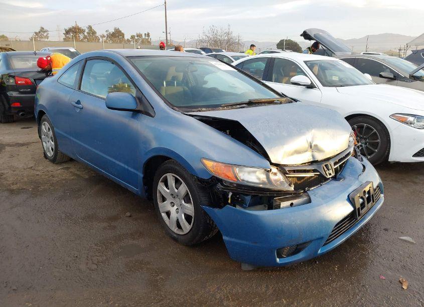 2008 Honda Civic LX (VIN 2HGFG12698H570570) main photo