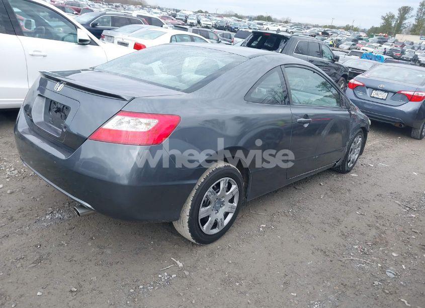 Photo 4 of 2009 Honda Civic LX (VIN 2HGFG12699H530832)