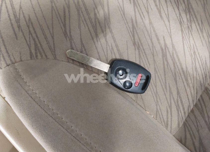 Photo 11 of 2006 Honda Civic LX (VIN 2HGFG126X6H501030)