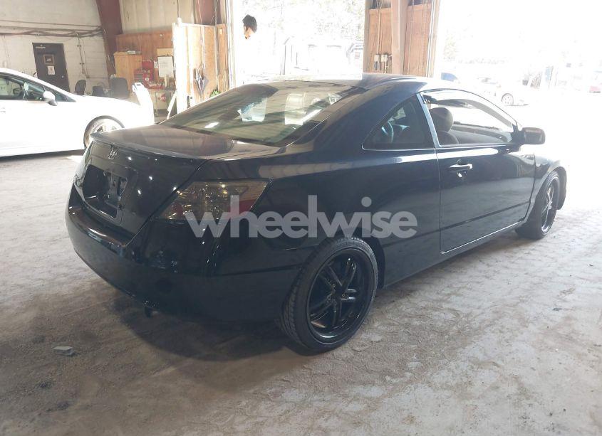 Photo 4 of 2006 Honda Civic LX (VIN 2HGFG126X6H501030)