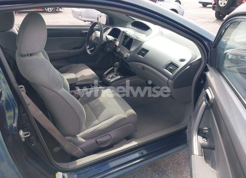 Photo 5 of 2007 Honda Civic LX (VIN 2HGFG126X7H513437)