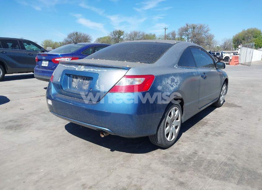 Photo 4 of 2008 Honda Civic LX (VIN 2HGFG126X8H557665)