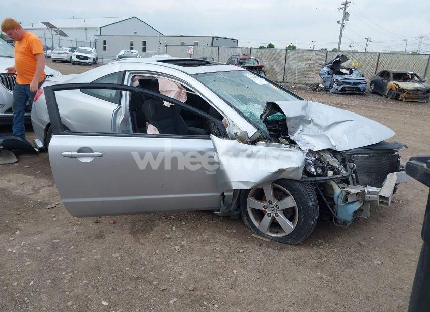 2006 Honda Civic EX (VIN 2HGFG12806H524916) main photo