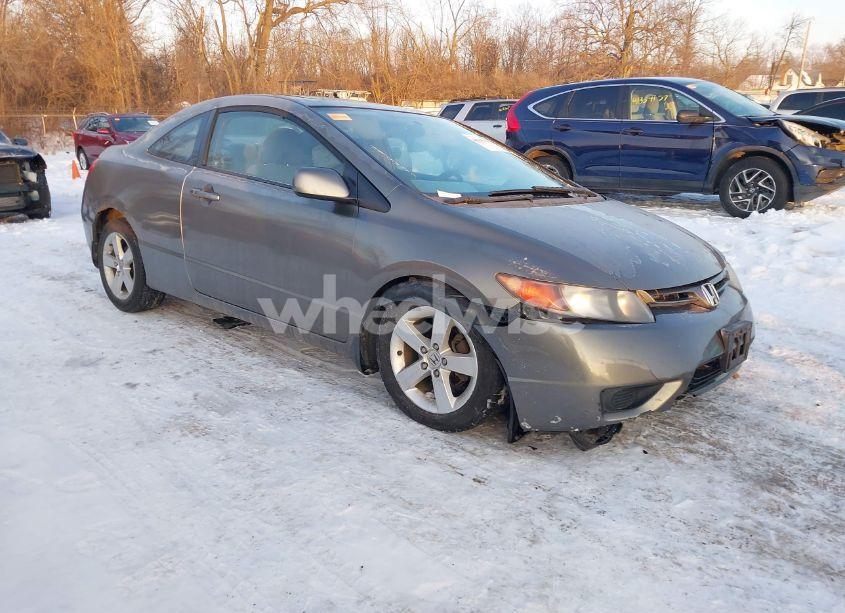 2008 Honda Civic EX (VIN 2HGFG12808H515216) main photo