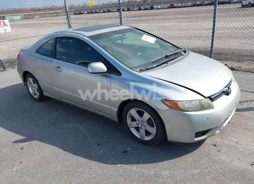 2008 Honda Civic EX (VIN 2HGFG12808H519475) main photo