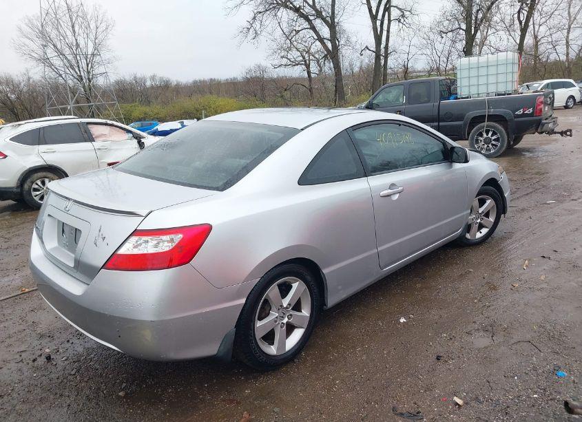 Photo 4 of 2007 Honda Civic EX (VIN 2HGFG12817H585466)