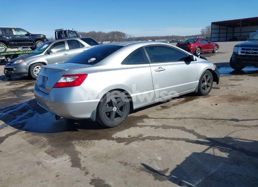 Photo 4 of 2007 Honda Civic EX (VIN 2HGFG12837H515399)