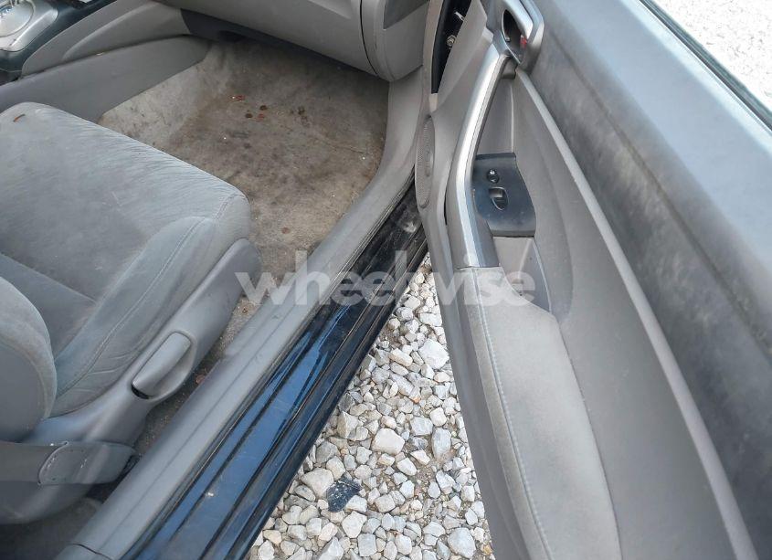 Photo 5 of 2007 Honda Civic EX (VIN 2HGFG12837H525012)