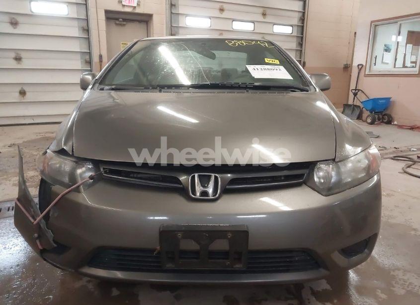 Photo 12 of 2008 Honda Civic EX (VIN 2HGFG12858H541083)