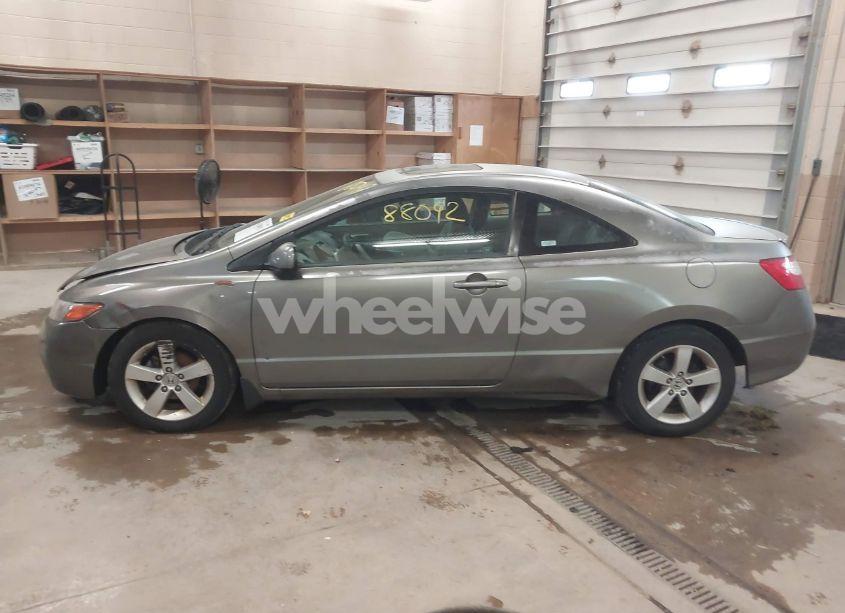 Photo 14 of 2008 Honda Civic EX (VIN 2HGFG12858H541083)
