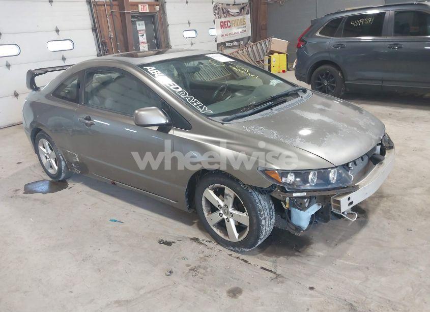 2008 Honda Civic EX (VIN 2HGFG12858H565318) main photo