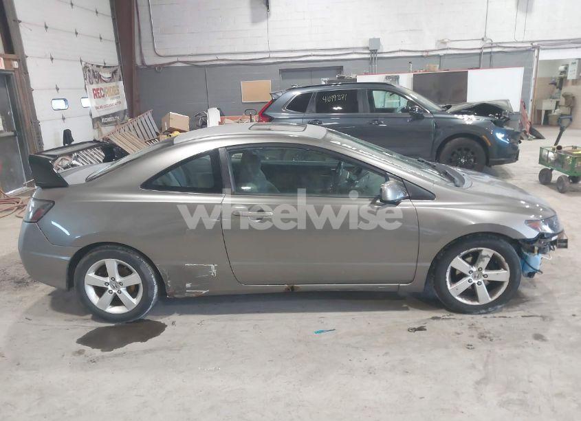 Photo 13 of 2008 Honda Civic EX (VIN 2HGFG12858H565318)