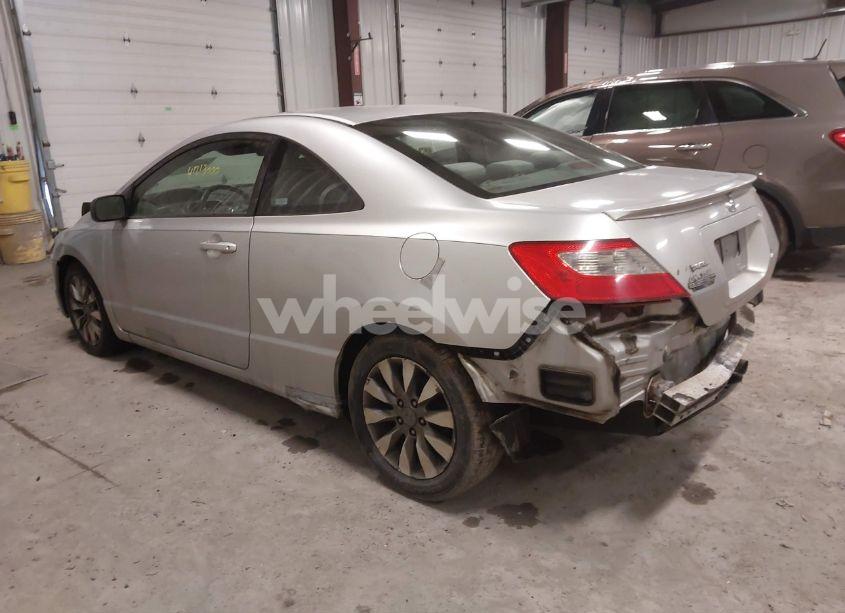 Photo 3 of 2009 Honda Civic EX (VIN 2HGFG12859H500941)