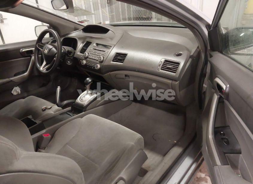 Photo 5 of 2009 Honda Civic EX (VIN 2HGFG12859H500941)