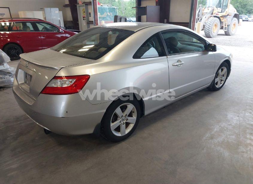 Photo 4 of 2006 Honda Civic EX (VIN 2HGFG12876H505845)