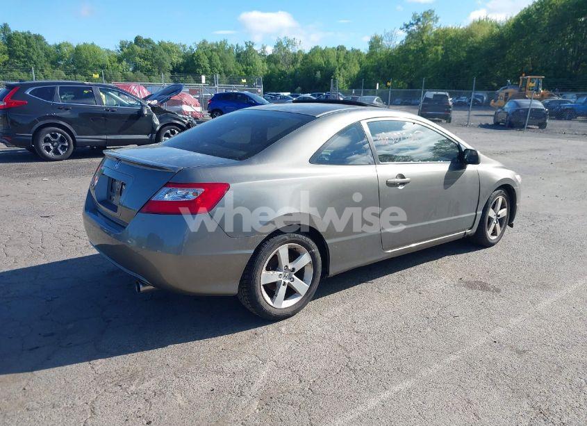 Photo 4 of 2006 Honda Civic EX (VIN 2HGFG12876H546170)