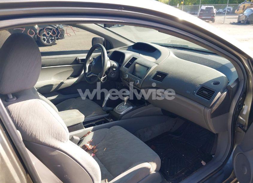 Photo 5 of 2006 Honda Civic EX (VIN 2HGFG12876H546170)