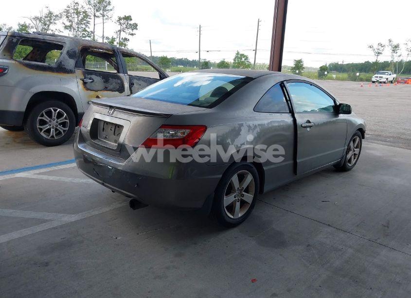 Photo 4 of 2007 Honda Civic EX (VIN 2HGFG12877H576481)
