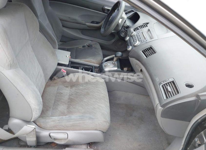 Photo 5 of 2008 Honda Civic EX (VIN 2HGFG12878H517447)