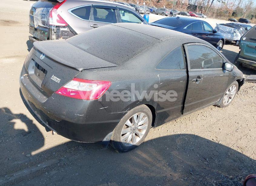 Photo 4 of 2009 Honda Civic EX (VIN 2HGFG12889H500643)