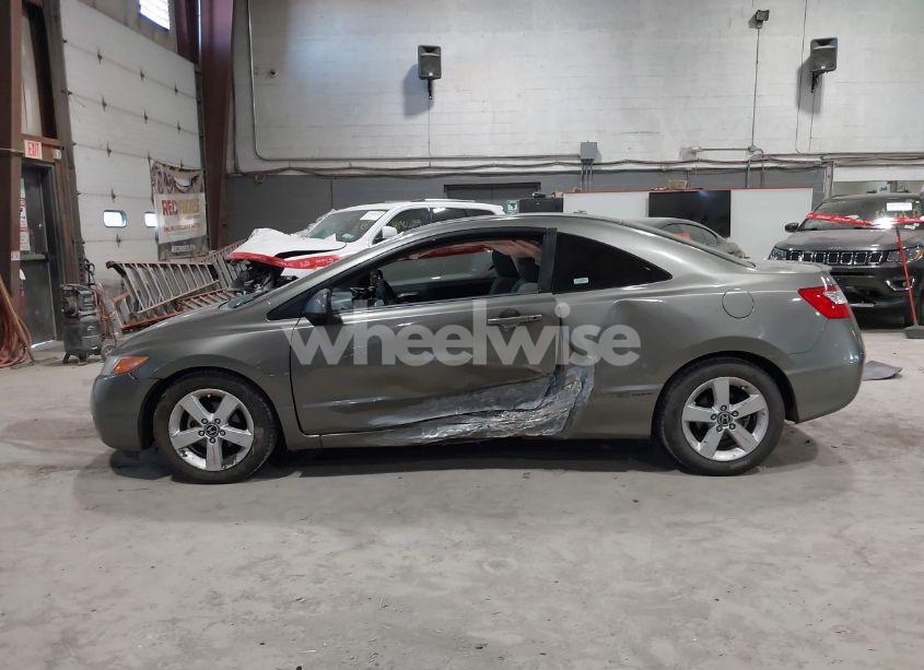 Photo 14 of 2007 Honda Civic EX (VIN 2HGFG12897H544860)