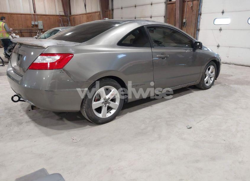 Photo 4 of 2007 Honda Civic EX (VIN 2HGFG12897H544860)