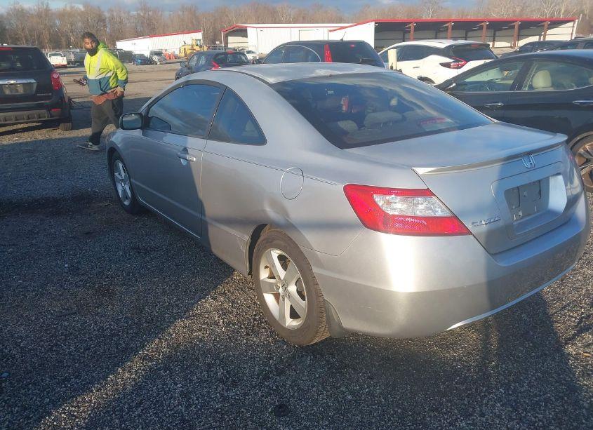 Photo 3 of 2007 Honda Civic EX (VIN 2HGFG12897H569225)