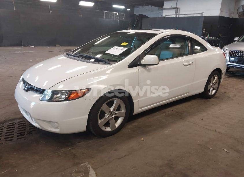 Photo 2 of 2008 Honda Civic EX-L (VIN 2HGFG12978H572974)