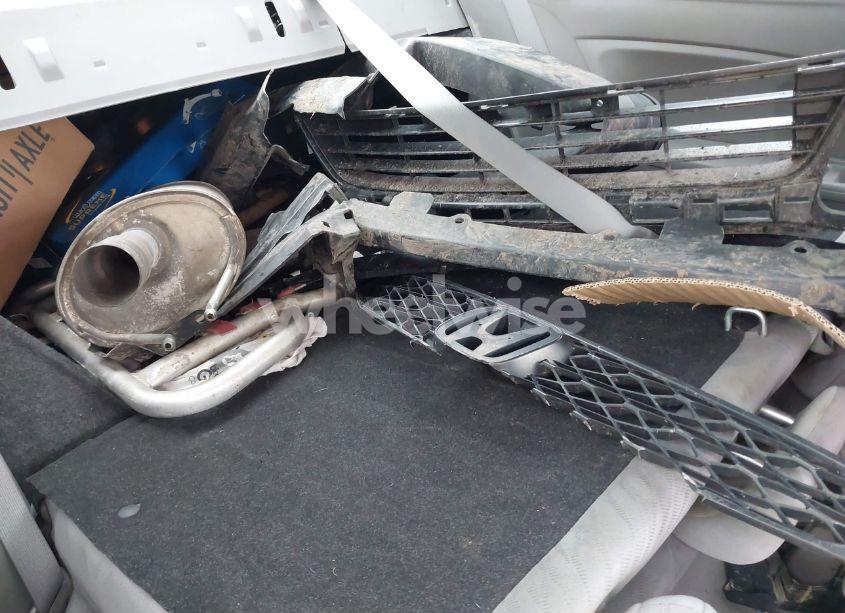 Photo 8 of 2011 Honda Civic LX (VIN 2HGFG1A60BH510248)