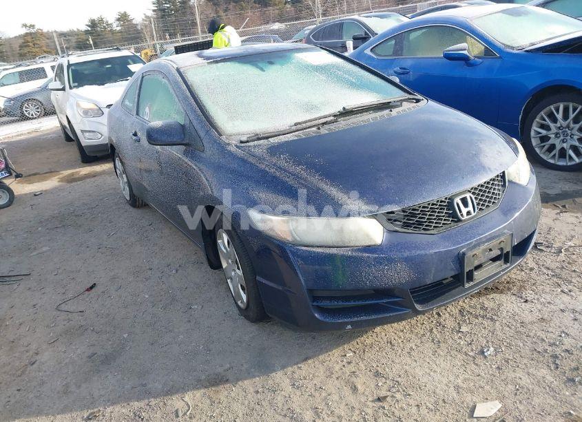 2011 Honda Civic LX (VIN 2HGFG1A67BH502051) main photo