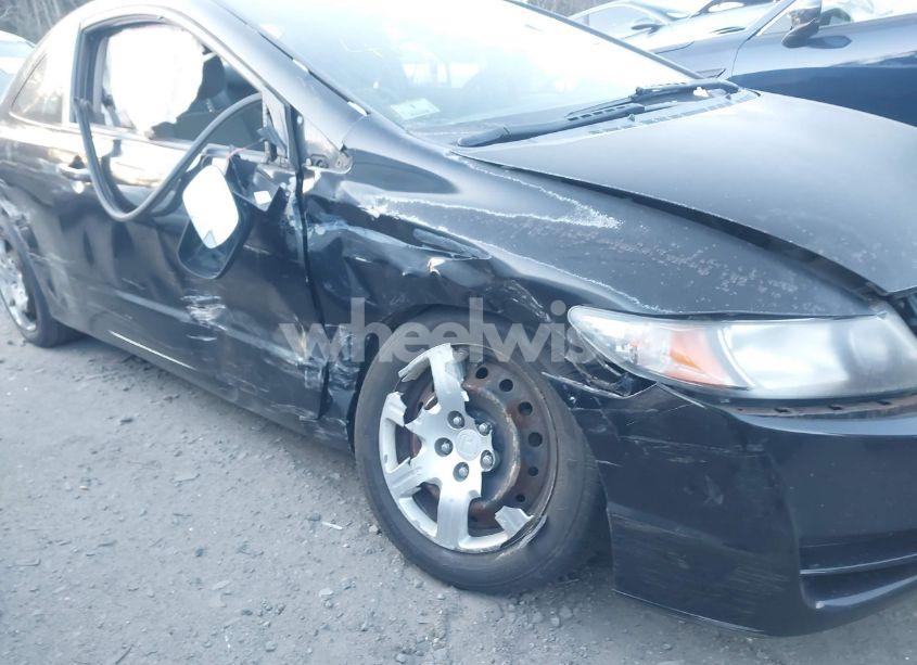 Photo 6 of 2010 Honda Civic LX (VIN 2HGFG1A6XAH523393)