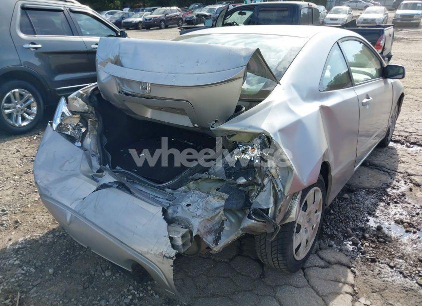 Photo 6 of 2010 Honda Civic LX (VIN 2HGFG1B60AH501790)