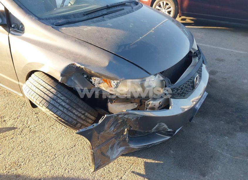 Photo 6 of 2011 Honda Civic LX (VIN 2HGFG1B60BH503315)