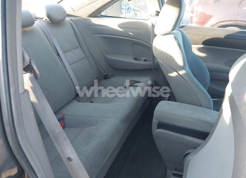 Photo 8 of 2011 Honda Civic LX (VIN 2HGFG1B60BH503315)