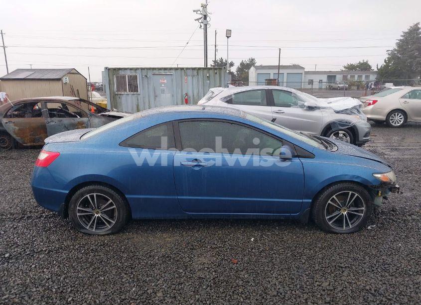 Photo 14 of 2011 Honda Civic LX (VIN 2HGFG1B60BH512077)
