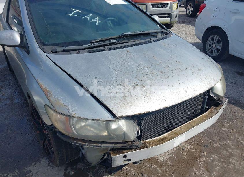 Photo 6 of 2011 Honda Civic LX (VIN 2HGFG1B60BH514251)