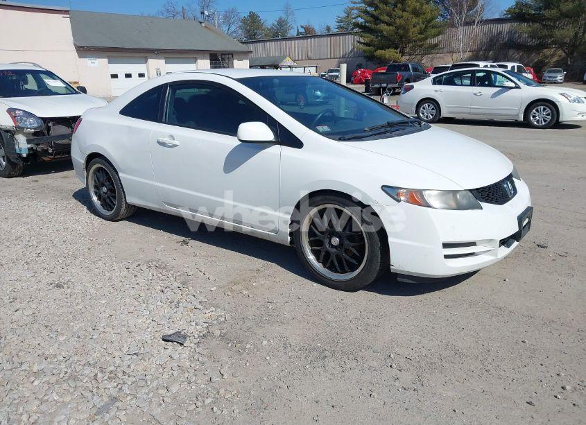 2011 Honda Civic LX (VIN 2HGFG1B60BH517926) main photo