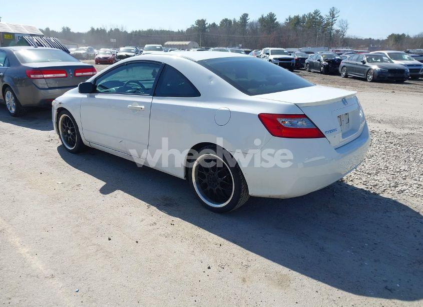 Photo 3 of 2011 Honda Civic LX (VIN 2HGFG1B60BH517926)