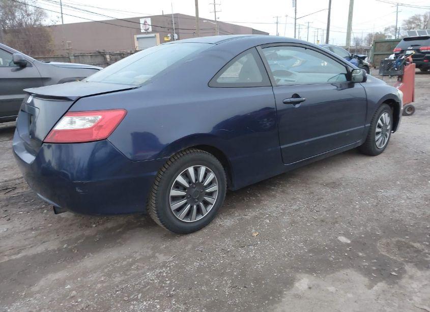 Photo 4 of 2010 Honda Civic LX (VIN 2HGFG1B61AH518565)
