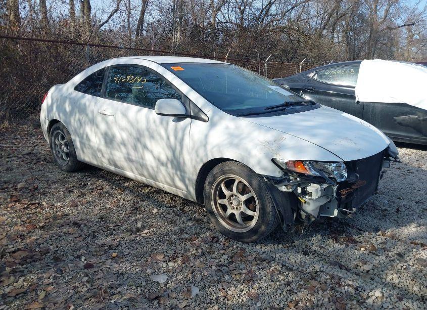 2011 Honda Civic LX (VIN 2HGFG1B61BH505722) main photo