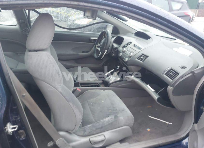 Photo 5 of 2010 Honda Civic LX (VIN 2HGFG1B62AH500009)