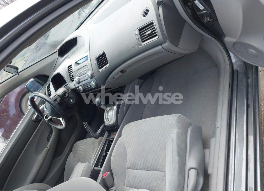 Photo 5 of 2010 Honda Civic LX (VIN 2HGFG1B62AH503024)