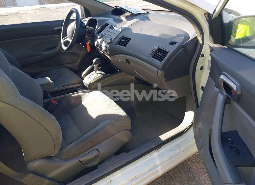 Photo 5 of 2010 Honda Civic LX (VIN 2HGFG1B62AH526836)