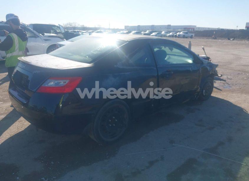 Photo 4 of 2011 Honda Civic LX (VIN 2HGFG1B62BH511819)