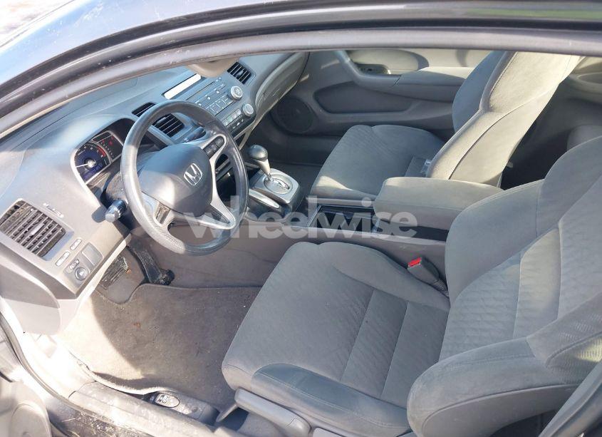 Photo 5 of 2011 Honda Civic LX (VIN 2HGFG1B62BH513795)