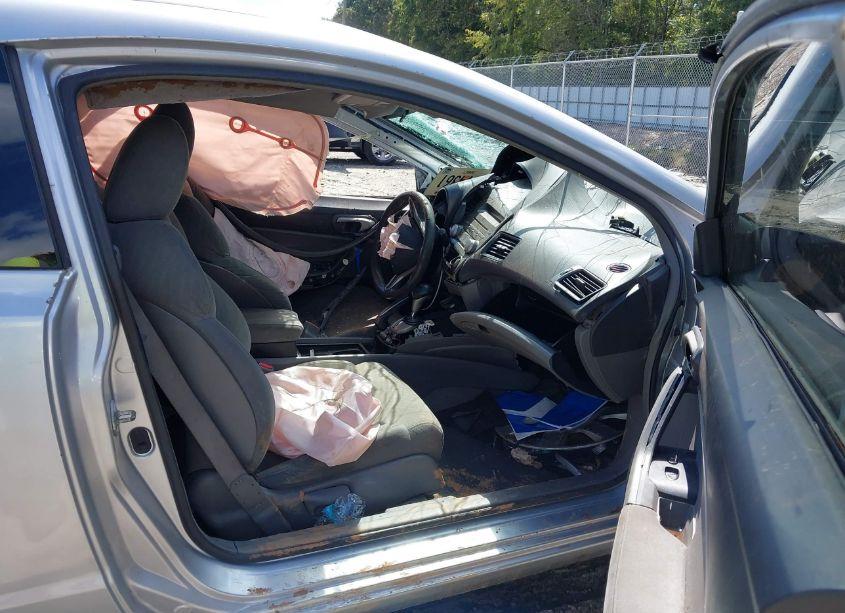 Photo 5 of 2010 Honda Civic LX (VIN 2HGFG1B63AH525307)