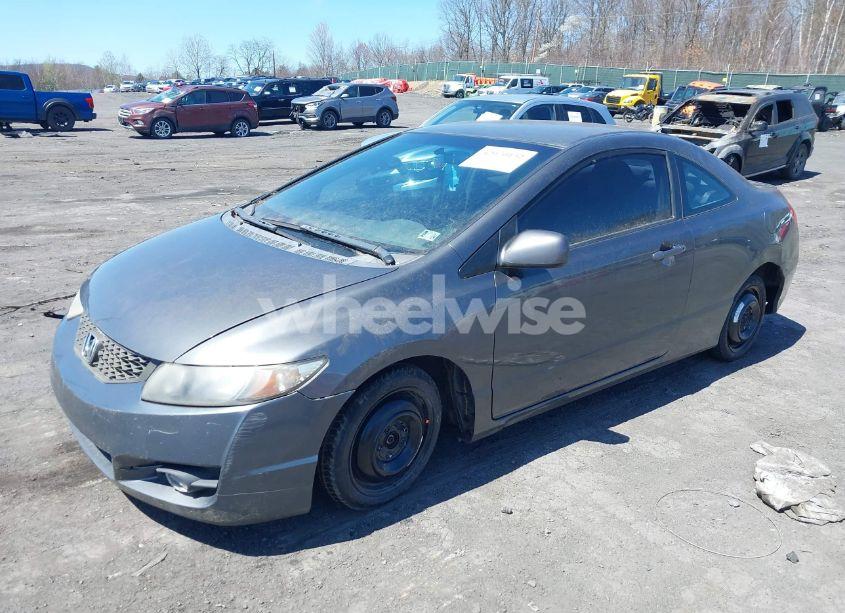 Photo 2 of 2010 Honda Civic LX (VIN 2HGFG1B63AH535237)