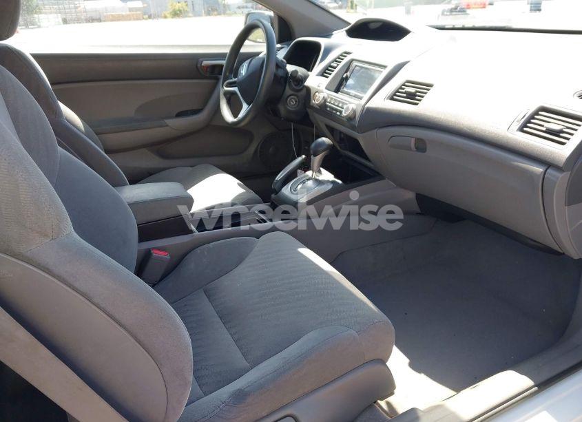 Photo 5 of 2011 Honda Civic LX (VIN 2HGFG1B63BH519301)